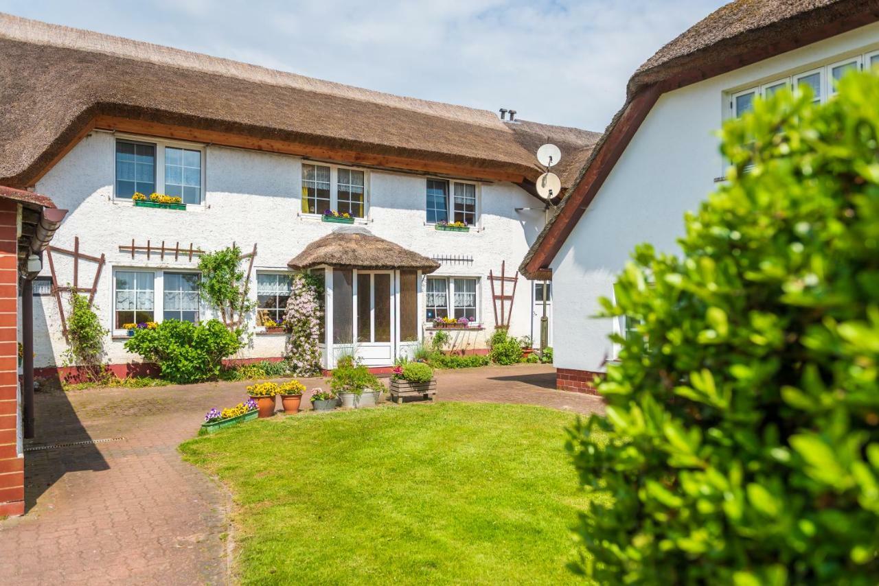 Landhaus Lorenz Middelhagen Bagian luar foto