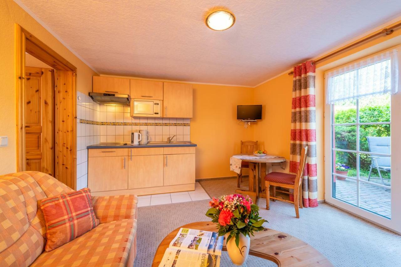 Landhaus Lorenz Middelhagen Bagian luar foto